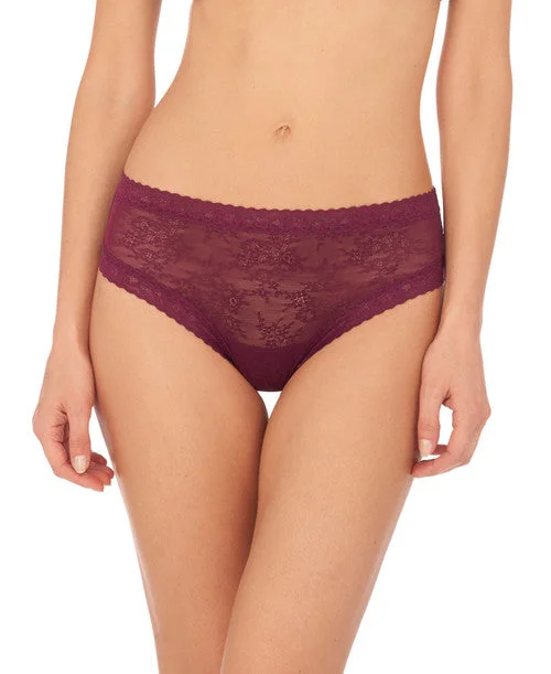 seamless thong - style swimwear for a smooth beach lookEscape Thong