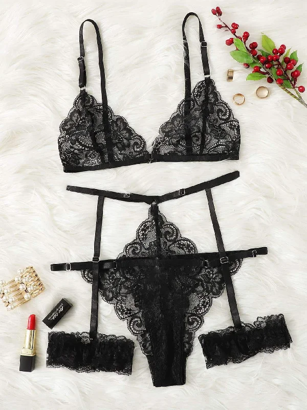 Eco-Friendly Organic Lingerie for Women Scalloped Trim Floral Garter Lingerie Set