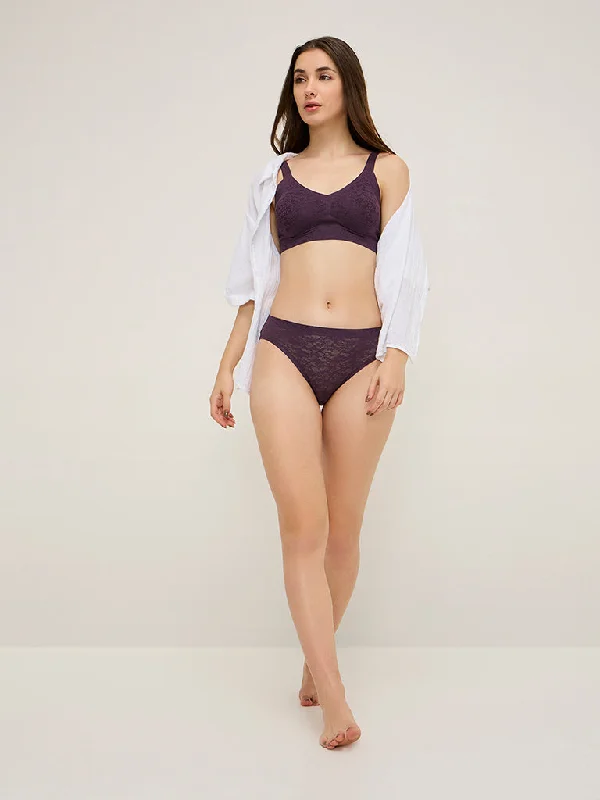 lace - trimmed women briefs with a feminine flairWunderlove Purple Floral Lace Design Invisible Hi-Leg Brief lace - trimmed women briefs with a feminine flairWunderlove Purple Floral Lace Design Invisible Hi-Leg Brief