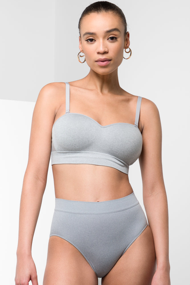 seamless shape - wear women briefs for a seamless appearance3 Pack Seam-Free Briefs Black, Grey & White seamless shape - wear women briefs for a seamless appearance3 Pack Seam-Free Briefs Black, Grey & White