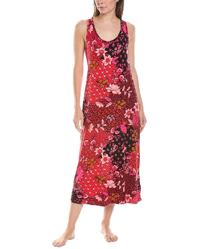 women lounge dress with a nautical theme for a beachy vibeKensie Midi Chemise