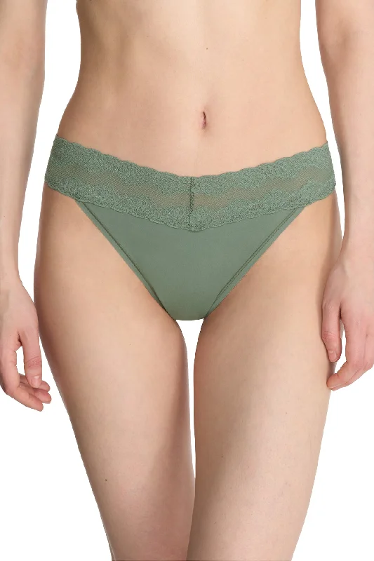 seamless low - rise women thongs for a sleek fitBliss Perfection One-Size Thong