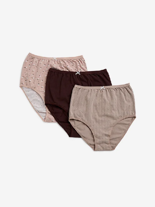 anti - chafing women briefs for long - distance runnersWunderlove Light Taupe Cotton Blend Full Briefs - Pack of 3 anti - chafing women briefs for long - distance runnersWunderlove Light Taupe Cotton Blend Full Briefs - Pack of 3