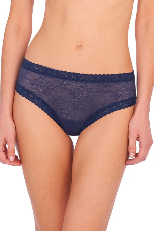 seamless push - up women thongs for a natural liftEscape Thong