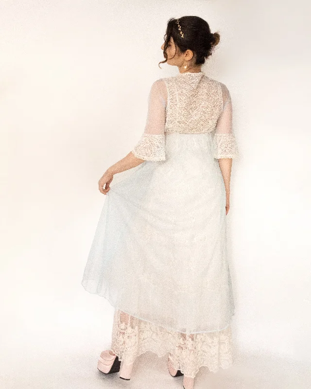 women robes with a soft - touch fabric for a pleasant feelVintage 1950s Sheer Robe Baby Blue women robes with a soft - touch fabric for a pleasant feelVintage 1950s Sheer Robe Baby Blue