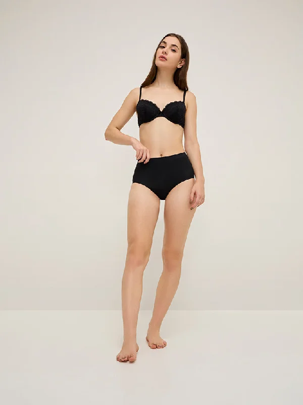 shape - wear women briefs for slimming the mid - sectionWunderlove Black Invisible High-Rise Brief shape - wear women briefs for slimming the mid - sectionWunderlove Black Invisible High-Rise Brief