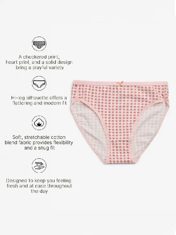 push - up women briefs for enhancing hip curvesWunderlove Peach Printed Cotton Blend Briefs - Pack of 3 push - up women briefs for enhancing hip curvesWunderlove Peach Printed Cotton Blend Briefs - Pack of 3