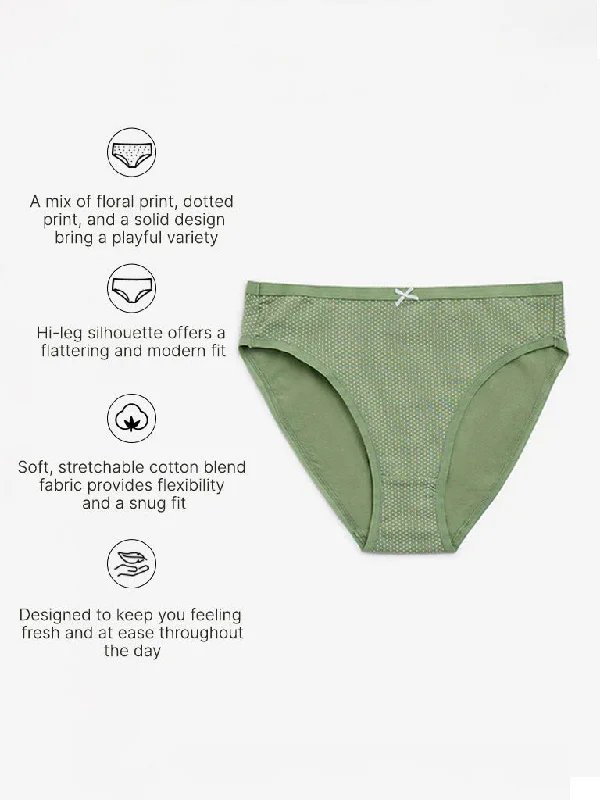 microfiber women briefs for a soft and smooth touchWunderlove Ivory Printed Cotton Blend Briefs - Pack of 3 microfiber women briefs for a soft and smooth touchWunderlove Ivory Printed Cotton Blend Briefs - Pack of 3