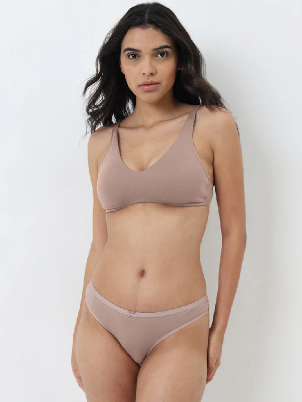 seamless organic cotton women briefs for eco - conscious usersWunderlove Light Taupe Cotton Blend Briefs - Pack of 3 seamless organic cotton women briefs for eco - conscious usersWunderlove Light Taupe Cotton Blend Briefs - Pack of 3