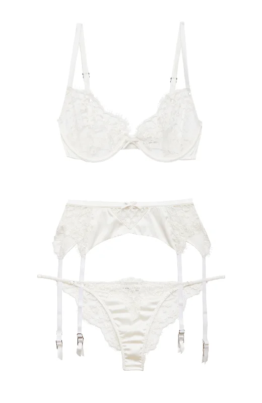 seamless adjustable - waist women briefs for a perfect fitBeaded Iris Lace Bra, Garter and Brief Set seamless adjustable - waist women briefs for a perfect fitBeaded Iris Lace Bra, Garter and Brief Set