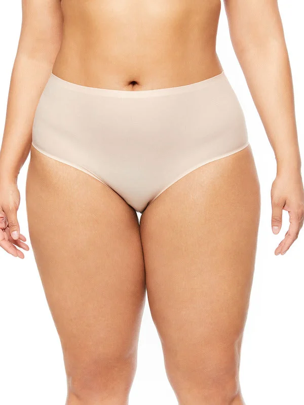 seamless silk - lined women briefs for a smooth and soft feelChantelle Soft Stretch Plus Size Full Brief - 1137 seamless silk - lined women briefs for a smooth and soft feelChantelle Soft Stretch Plus Size Full Brief - 1137