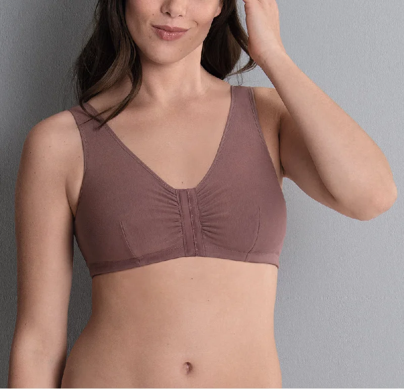 Wireless bras for ultimate comfort and freedom Anita Hazel Berry Front Hook Wireless Bra 5765X Wireless bras for ultimate comfort and freedom Anita Hazel Berry Front Hook Wireless Bra 5765X