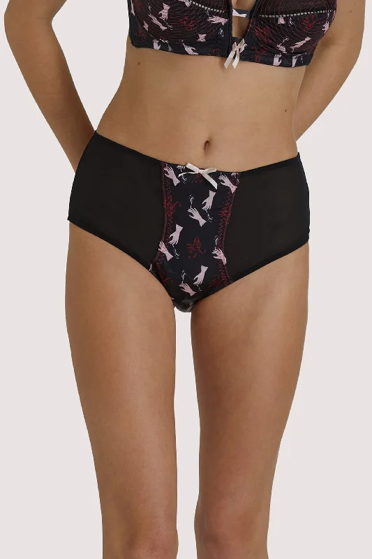 Bra with a seamless cup for a smooth silhouette Blaze Smoking Printed High Waist Brief Bra with a seamless cup for a smooth silhouette Blaze Smoking Printed High Waist Brief