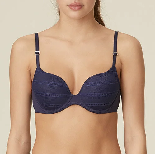 Bra with a low - cut cup for a more revealing style​ Charles Heart Shape Bra