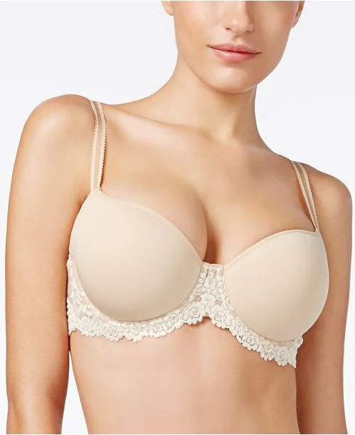 Silk bras for a luxurious and smooth texture​ Embrace Lace™ Push Up Bra