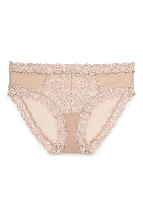 Bra with a reversible design for double the style options Natori Feathers Hipster- Basics Bra with a reversible design for double the style options Natori Feathers Hipster- Basics