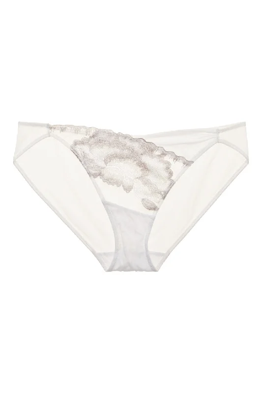 Bra with a half - cup design for a sexy and minimalist look​ Natorious Bikini