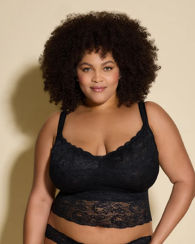 Bra with a moisture - wicking memory foam cup for sweaty conditions Shorts Ultra Curvy Bra with a moisture - wicking memory foam cup for sweaty conditions Shorts Ultra Curvy