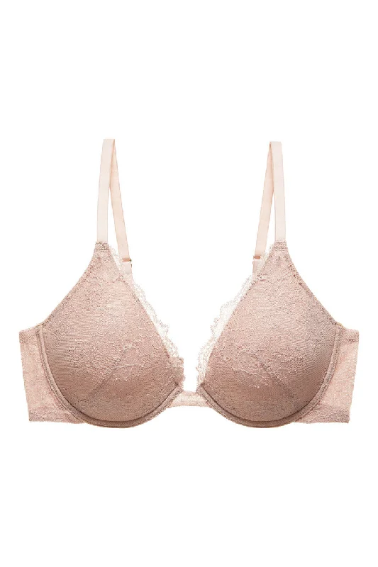 Bra with a plus - size long - line design for a slimming effect Vivid Full Fit Contour Bra Bra with a plus - size long - line design for a slimming effect Vivid Full Fit Contour Bra