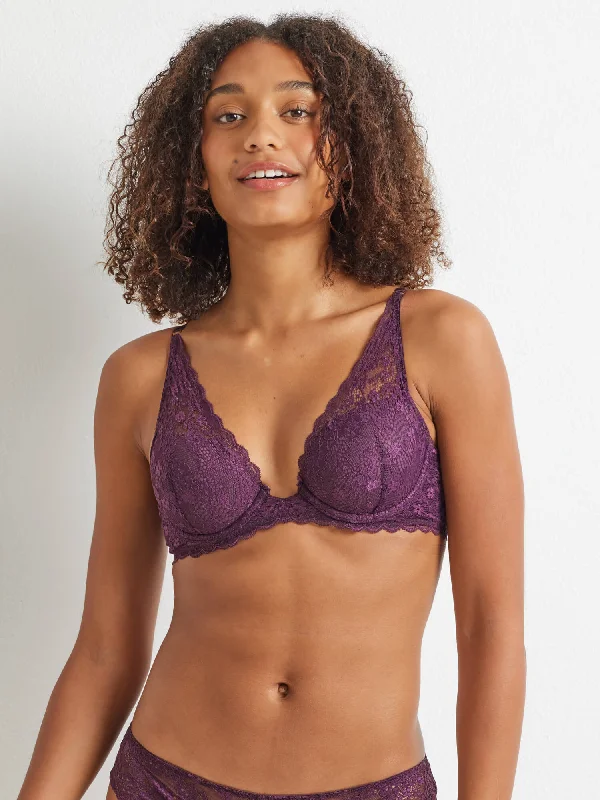 Bra with a detachable strap for easy washing​ Be Free High Apex Plunge Bra