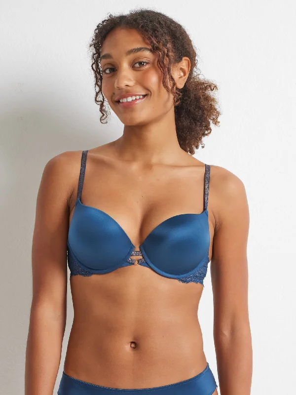 Bra with a plus - size seamless design for a smooth look​ Bombshell Super Boost Bra