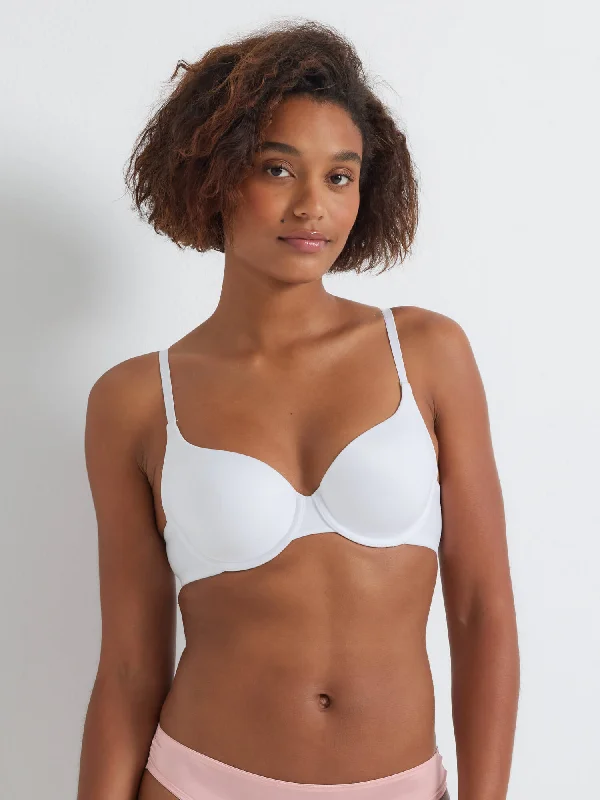 Sports bras for high - impact activities and workouts​ Total Comfort Smooth T-Shirt Bra