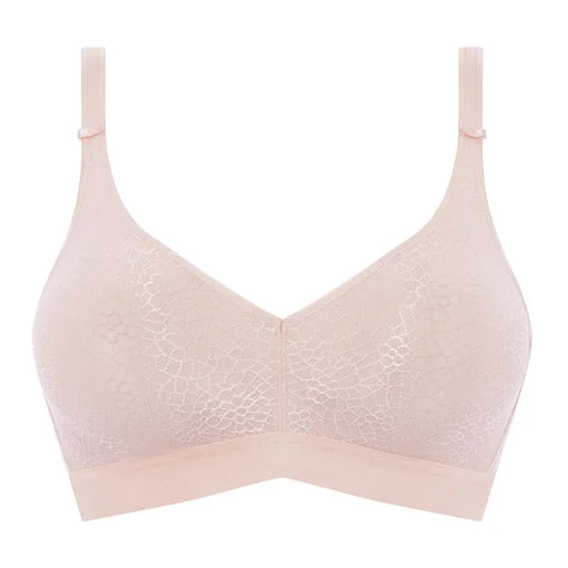 Bra with a lace - lined cup for a feminine and elegant look *Chantelle C'Magnifique Full Bust Wireless Bra Blush Pink Bra with a lace - lined cup for a feminine and elegant look *Chantelle C'Magnifique Full Bust Wireless Bra Blush Pink