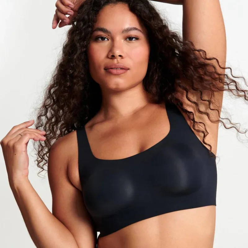 Front - closure bras for easy on and off​ Evelyn & Bobbie Scoop Bra Black