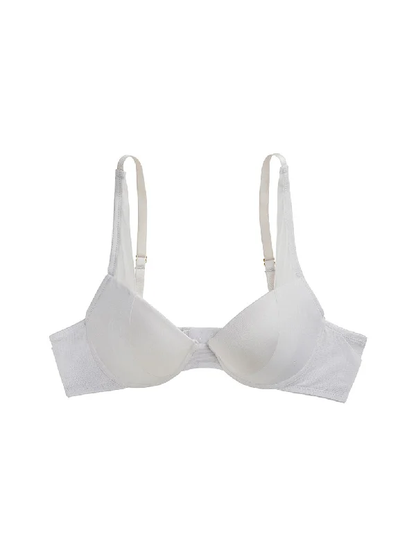 Cotton bras known for breathability and softness​ Fay