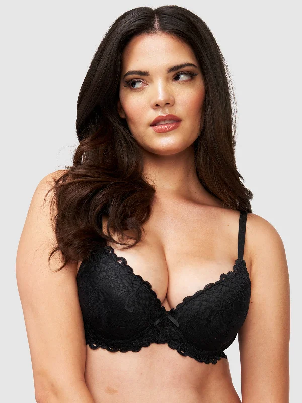 Bra with a lace - trim for an elegant and delicate touch​ Amanda Lace Push Up Bra