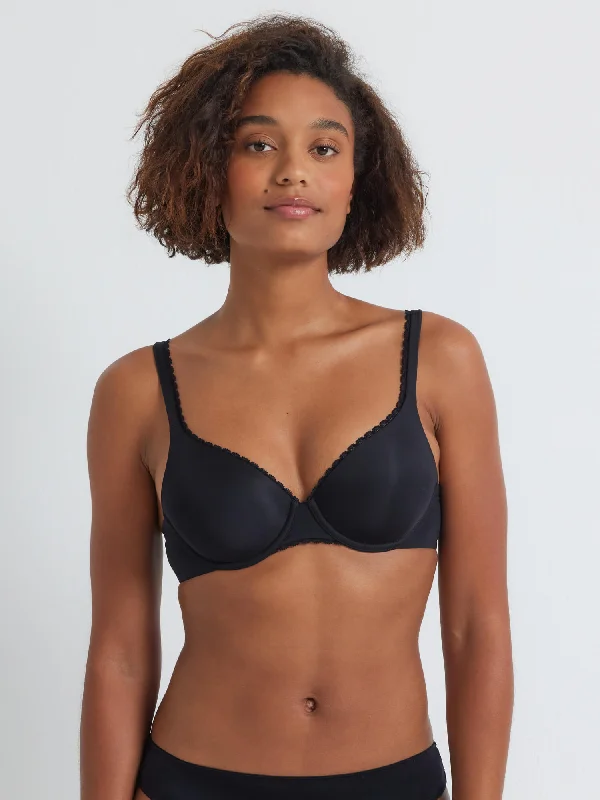 Maternity bras for expectant mothers' changing needs Total Comfort Luxe T-Shirt Bra Maternity bras for expectant mothers' changing needs Total Comfort Luxe T-Shirt Bra